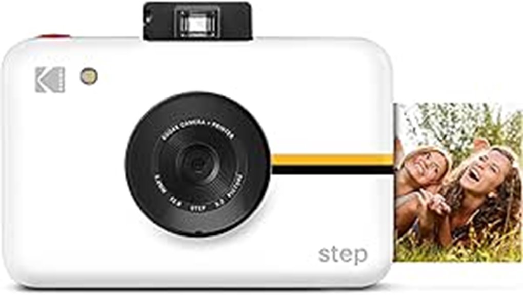 instant camera with 10mp