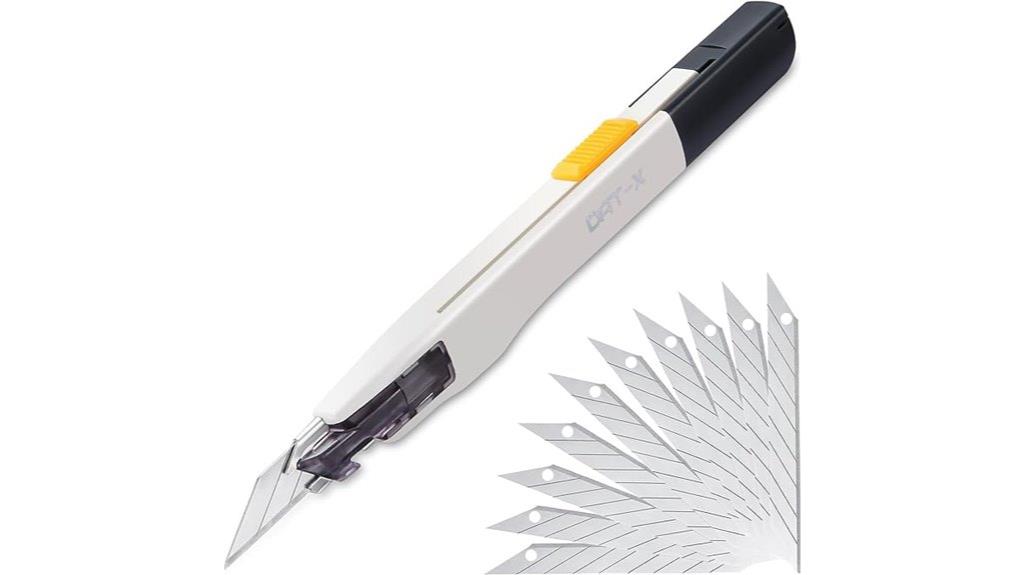 portable box cutter with blades