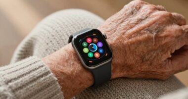 senior smartwatch fall detection