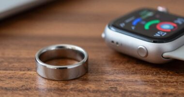 health tracking device comparison