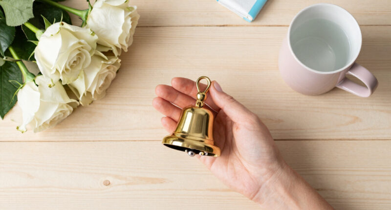 Royal hug for woman ringing cancer treatment bell