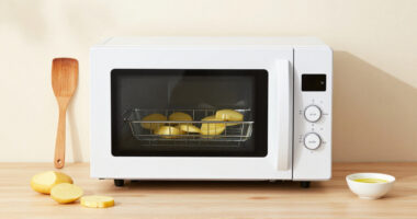 New microwave frying method could make french fries much healthier